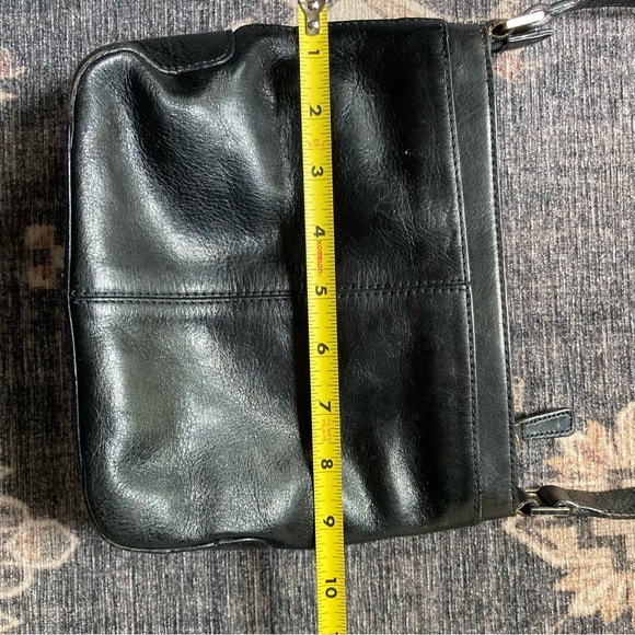 Etienne Aigner Small Black Leather Shoulder Bag - Picture 5 of 9